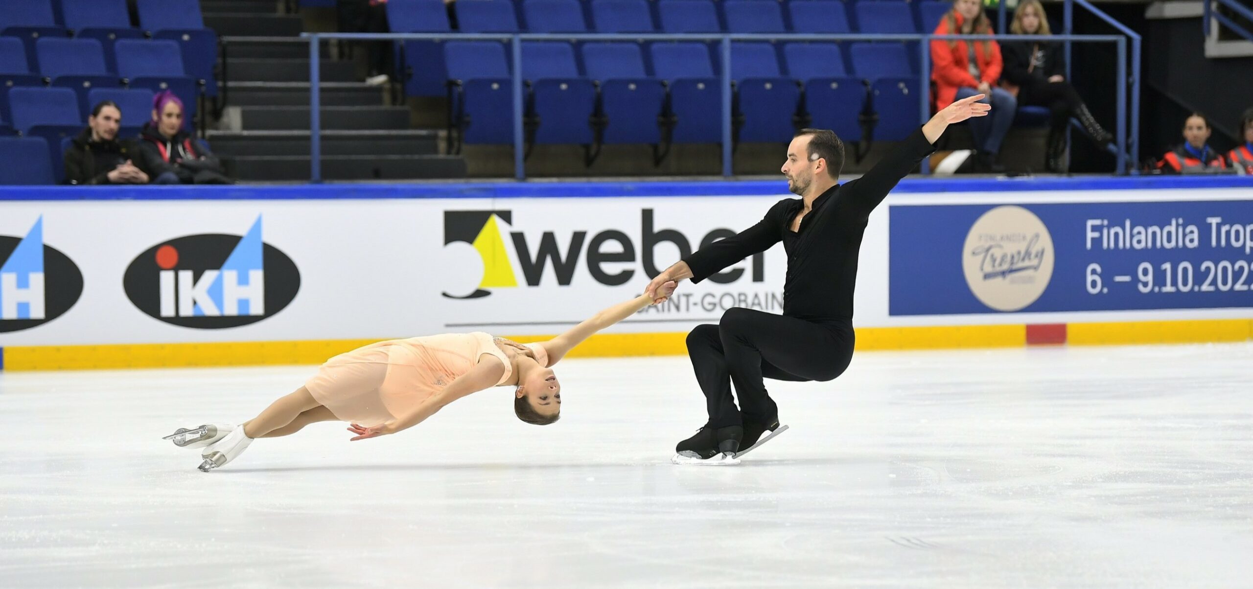 Finlandia Trophy Espoo: Parien lyhytohjelmakilpailun tulokset - Suomen  Taitoluisteluliitto ry